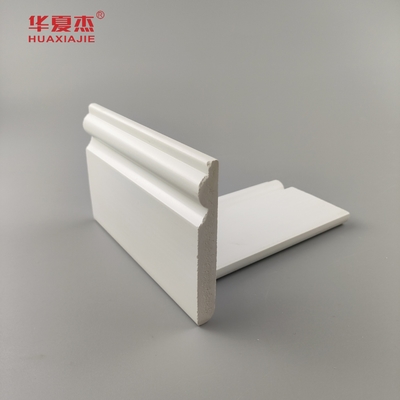 고품질의 pvc 베이스 폼링 흰색 부드러운 표면 95x12mm pvc 스코팅 실내 장식