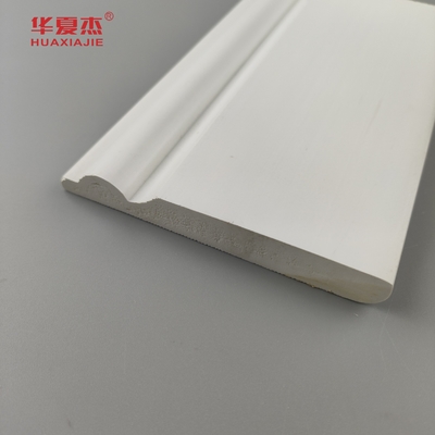 고품질의 pvc 베이스 폼링 흰색 부드러운 표면 95x12mm pvc 스코팅 실내 장식