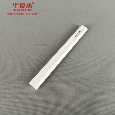 좋은 가격 장식을 위해 본뜨는 비닐 하얀 단단한 Pvc 크라운 온라인으로