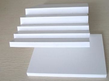 좋은 가격 5mm - 35mm Hygeian PVC 거품 널 주문 백색 거품 PVC 장 물 저항하는 온라인으로
