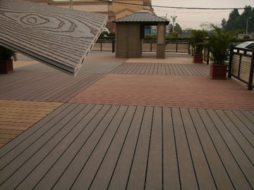 좋은 가격 단단한 나무 플라스틱 Decking Eco 친절한 UV 증거 WPC 합성물 Decking 온라인으로