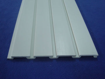 좋은 가격 상한 플라스틱 PVC Slatwall는 판금 벽 걸이를 가진 공구 저장을 깝니다 온라인으로
